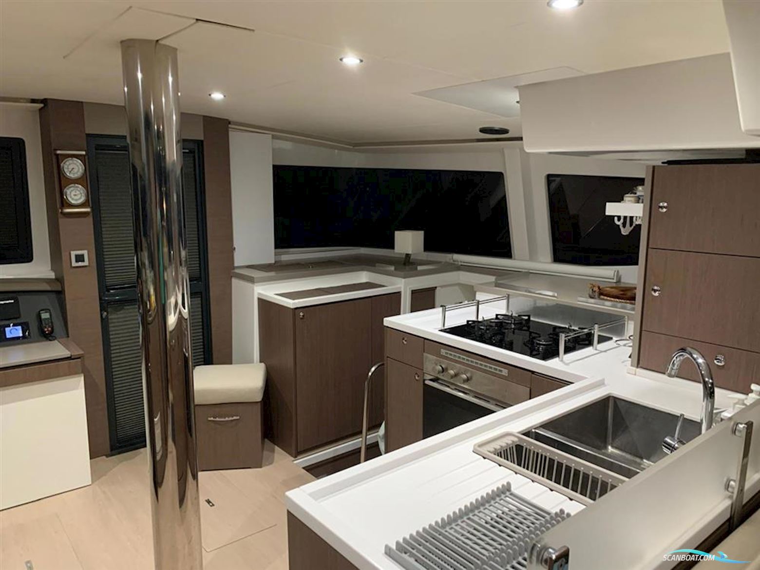 Catana Bali 4.8