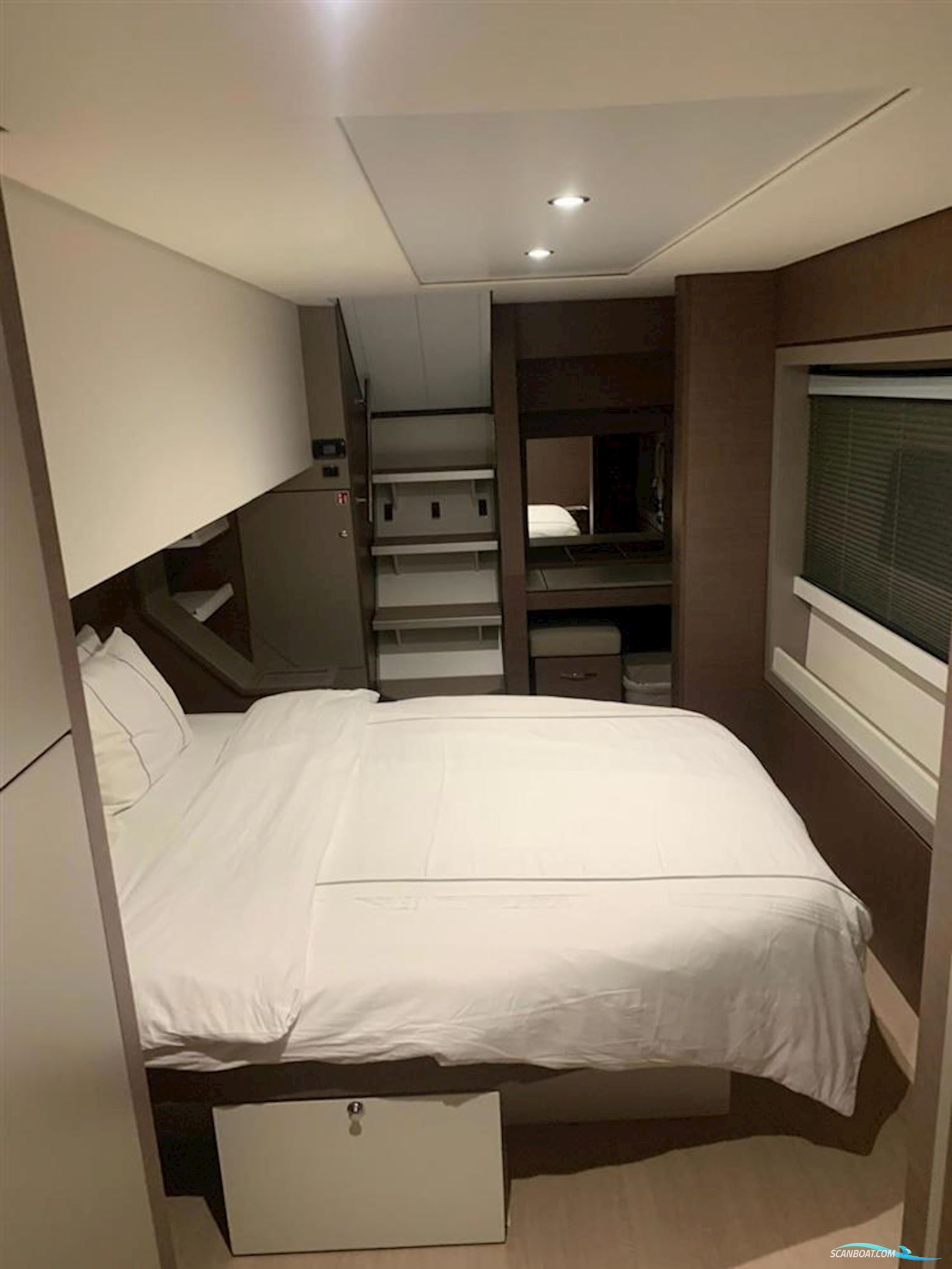 Catana Bali 4.8