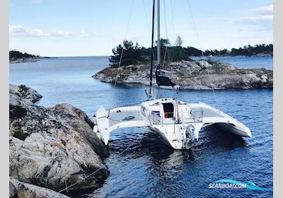 Corsair 36 Flerskrovsbåt 2003, med Honda motor, Frankrike