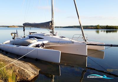 Corsair Cruze 970 XL Flerskrovsbåt 2015, med Yamaha FT9.9 motor, Sverige