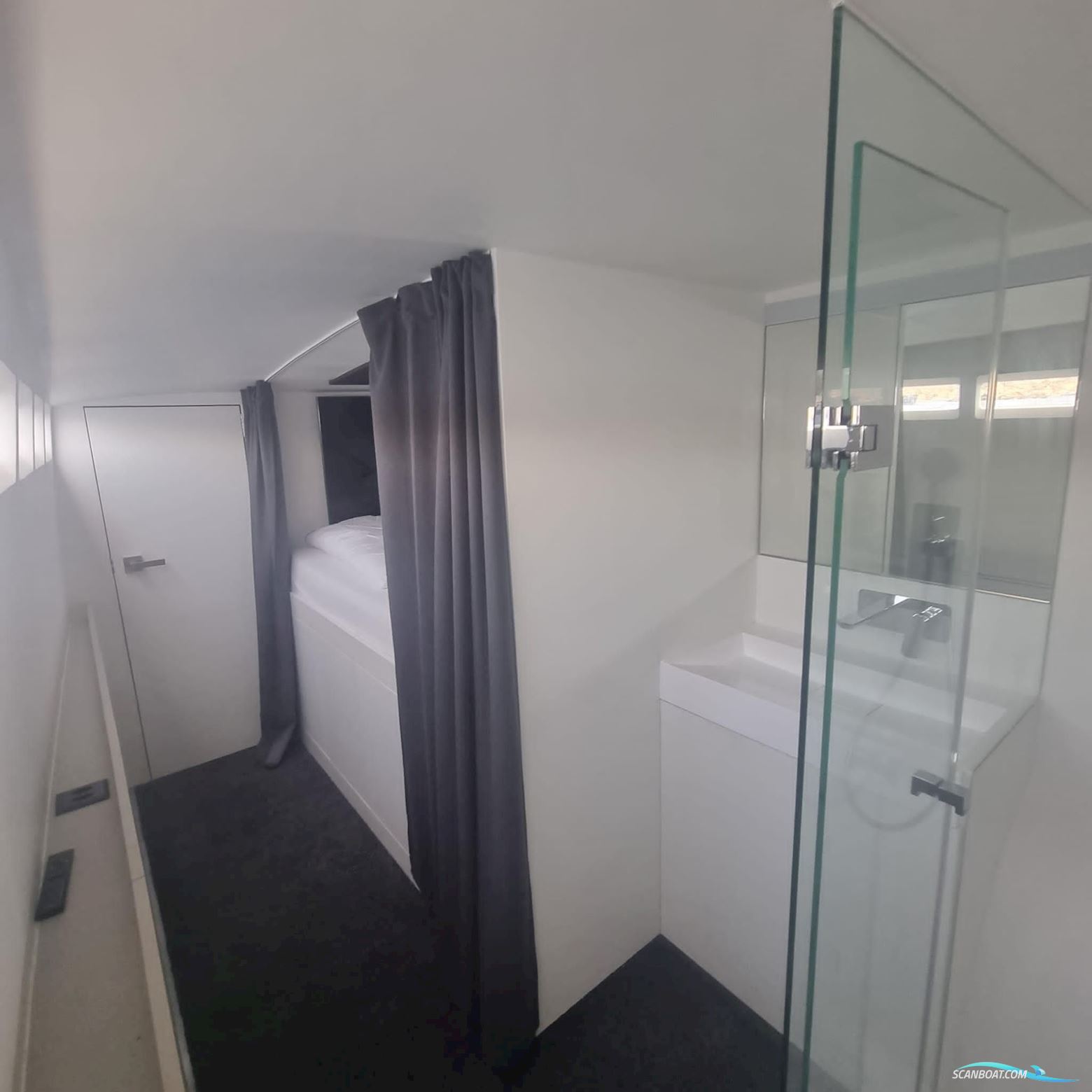 Custom 22m Catamaran