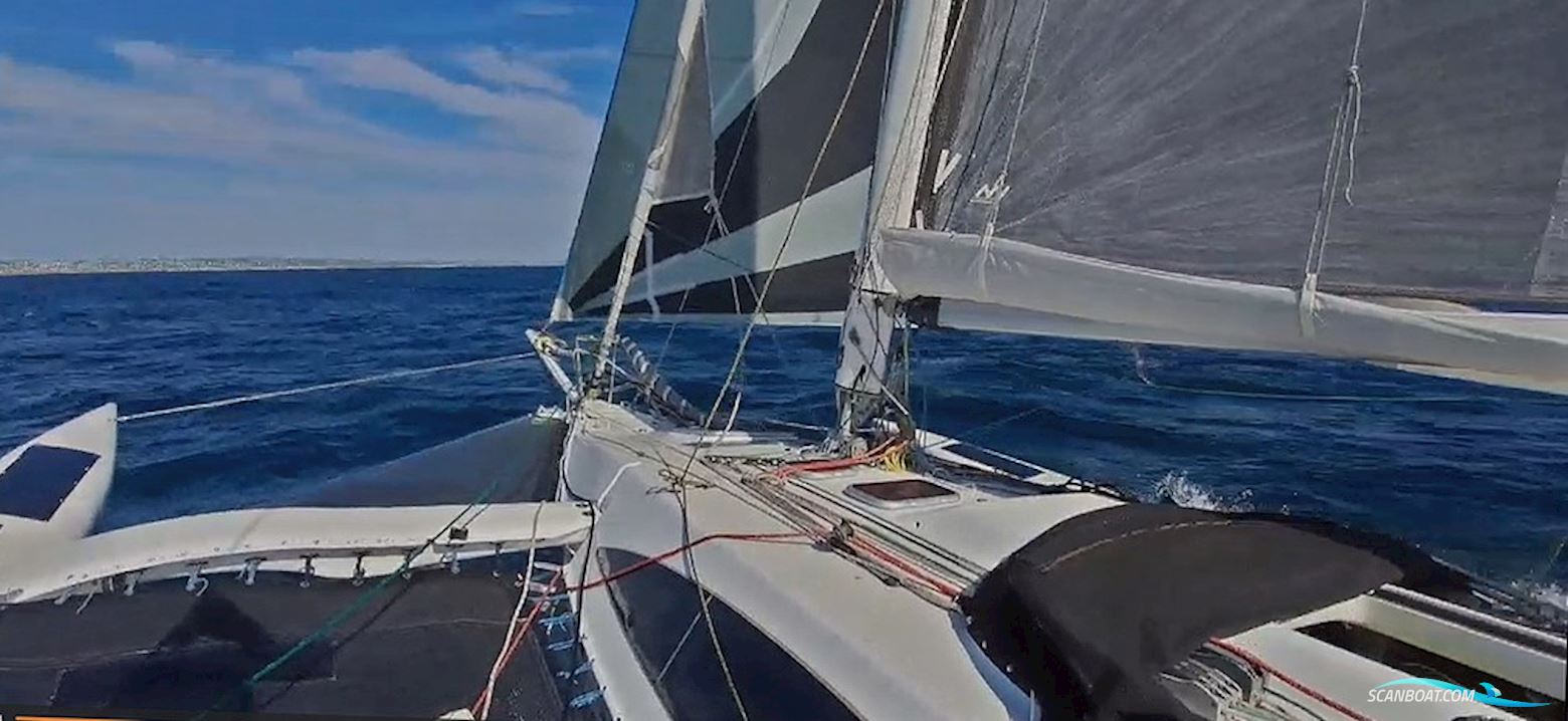 Farrier F32-RX Folding Trimaran