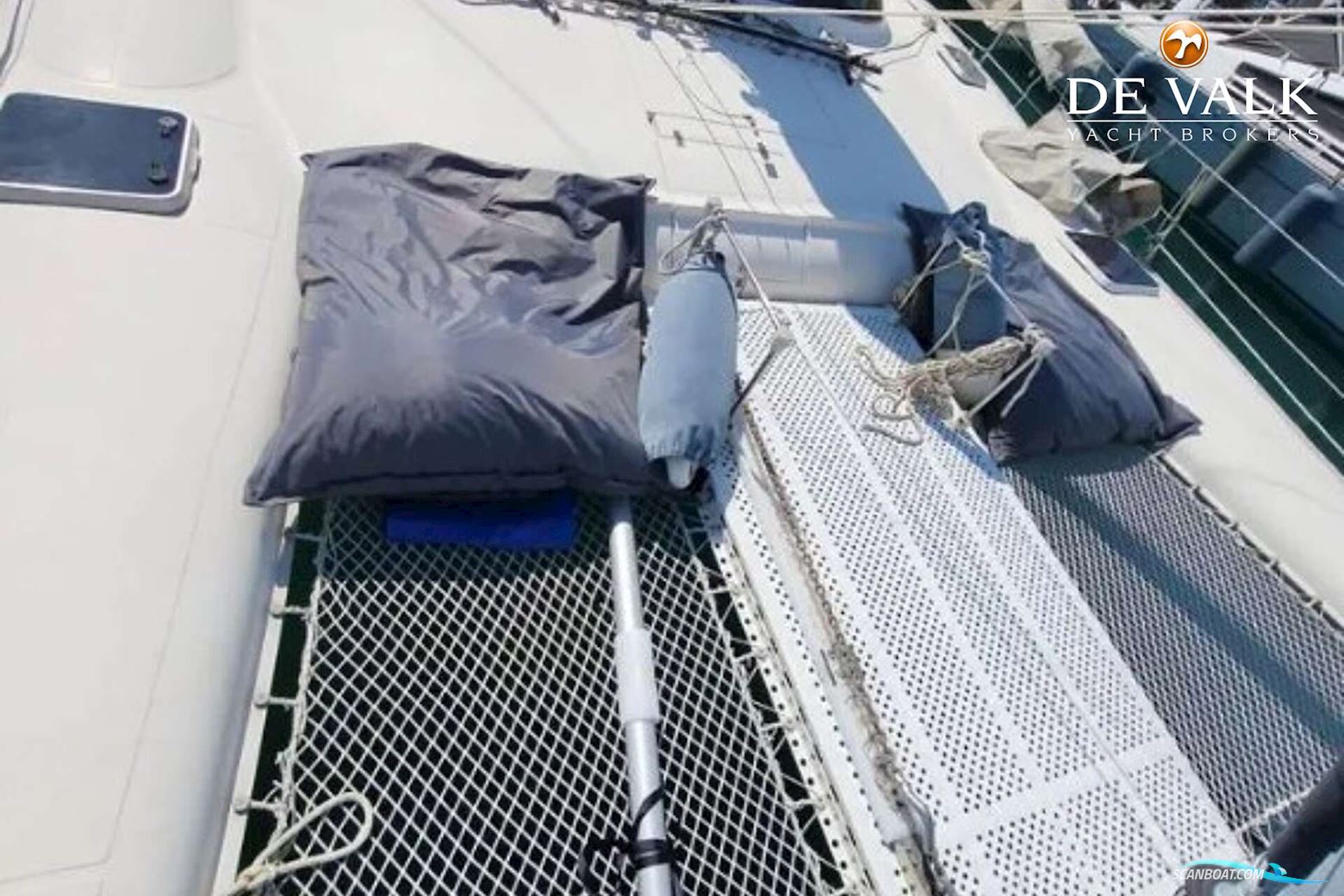 Fountaine Pajot 37 Antigua