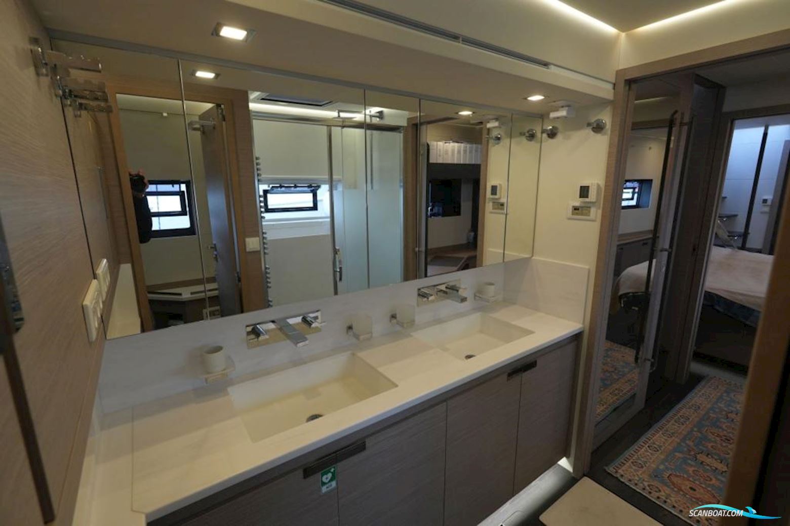 Fountaine Pajot Alegria 67