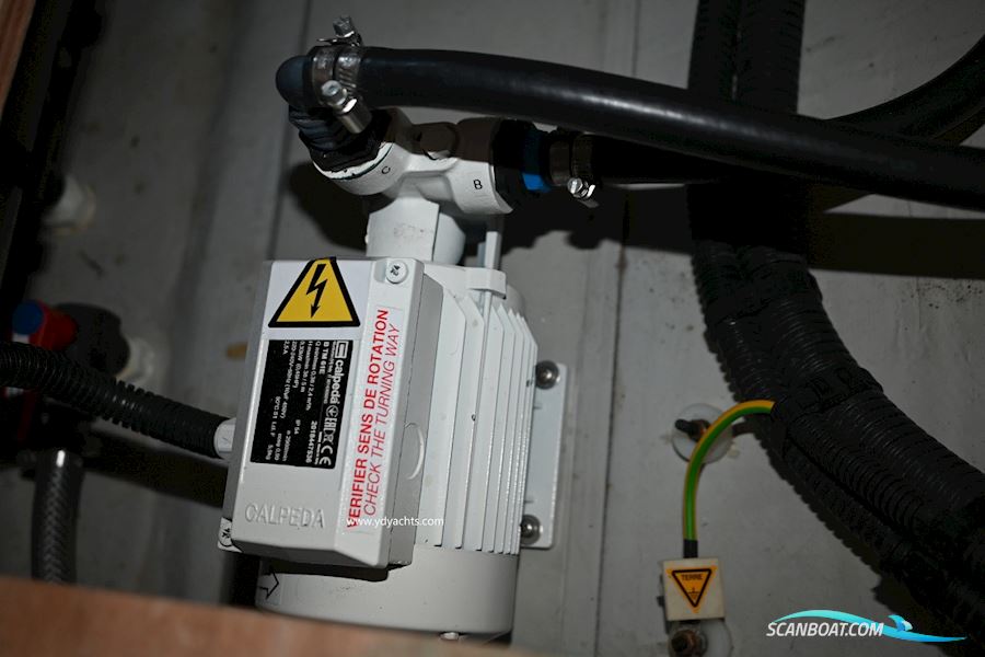 Fountaine Pajot Astrea 42