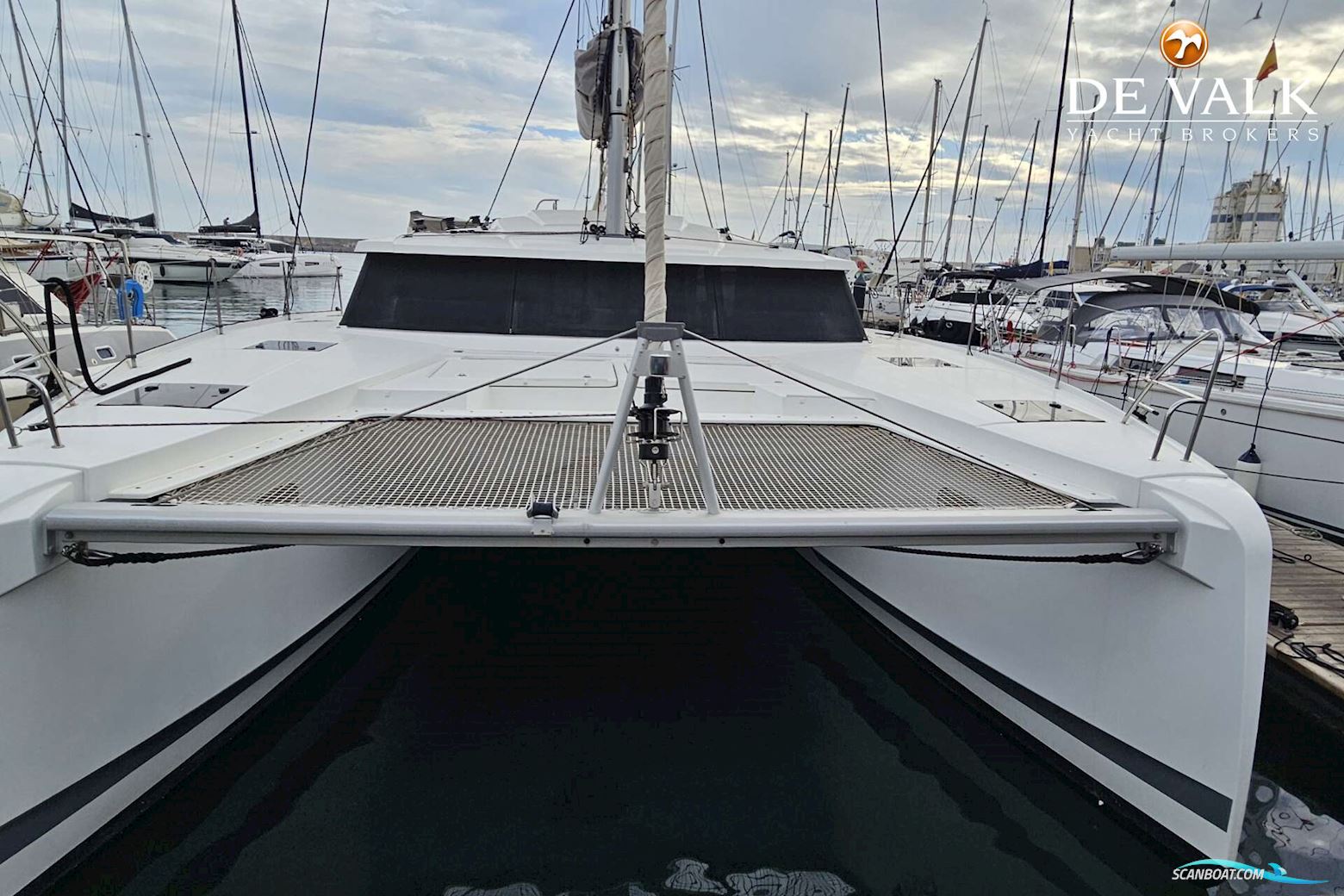Fountaine Pajot Astrea 42 Flerskrovsbåt 2019, med Volvo Penta motor, Spanien
