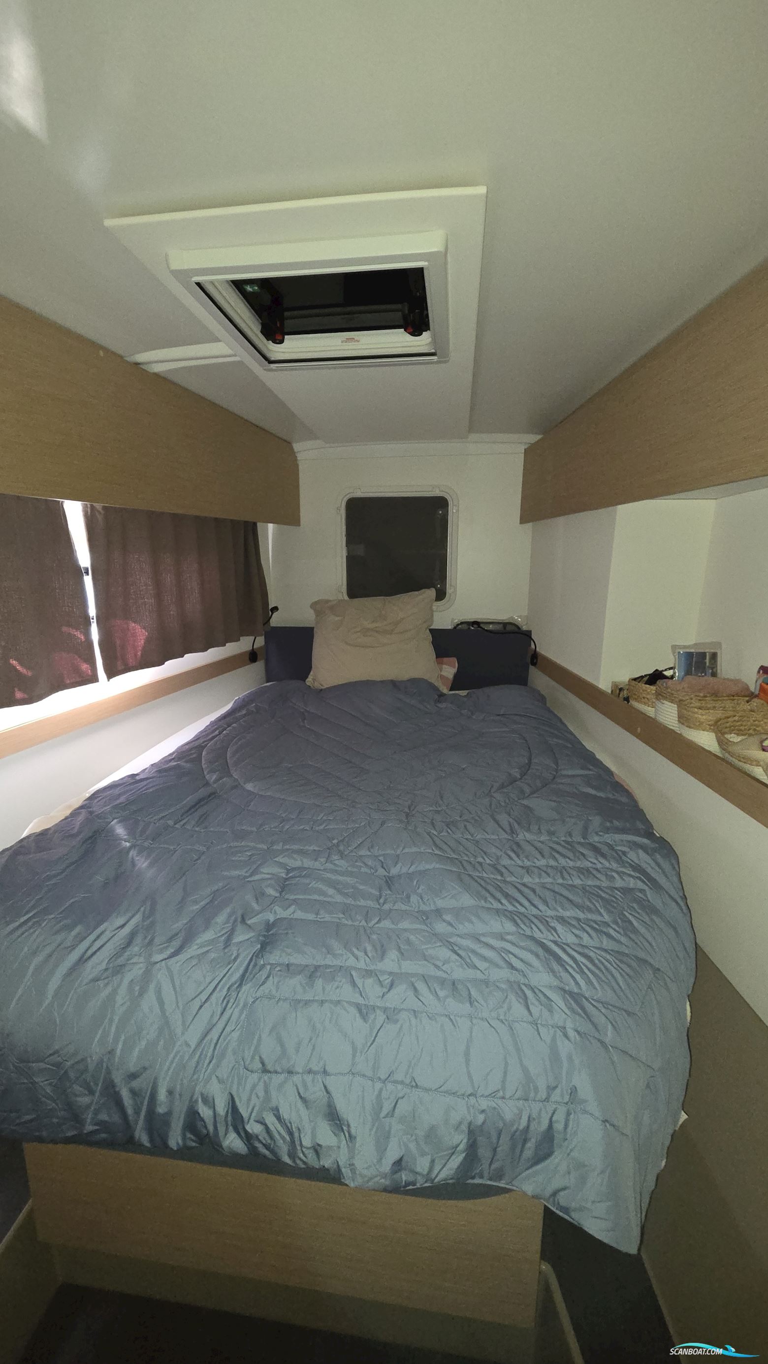 Fountaine Pajot Astrea 42