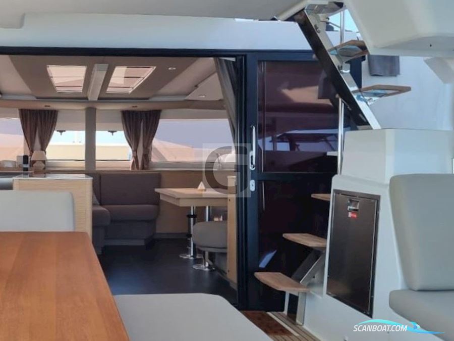 Fountaine Pajot Aura 51