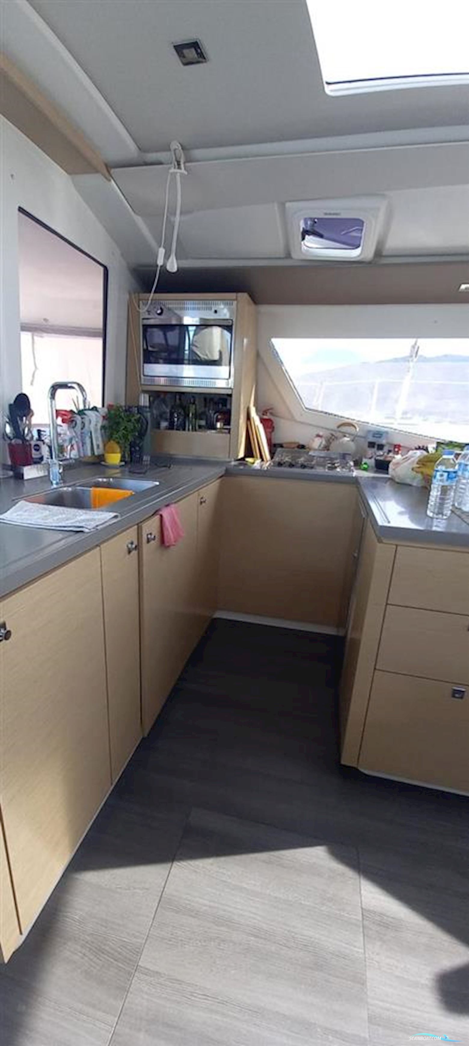 Fountaine Pajot Helia 44