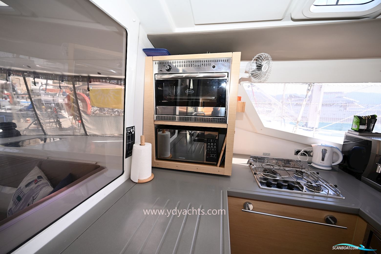 Fountaine Pajot Helia 44