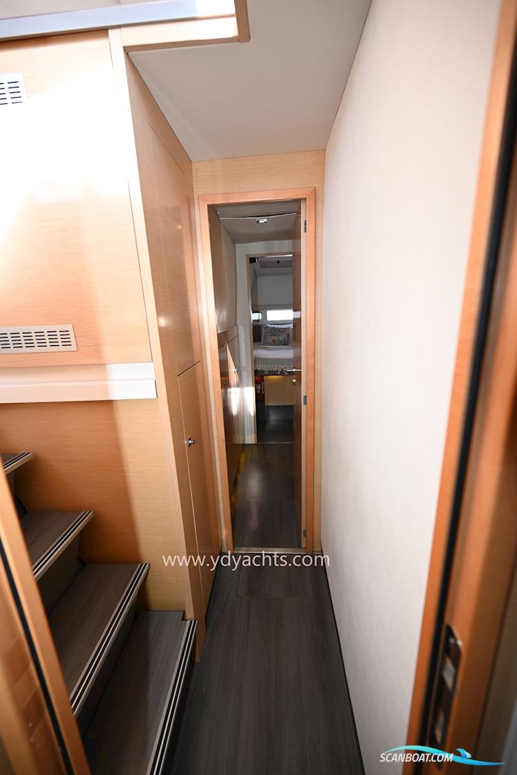 Fountaine Pajot Helia 44