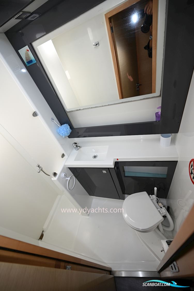 Fountaine Pajot Helia 44