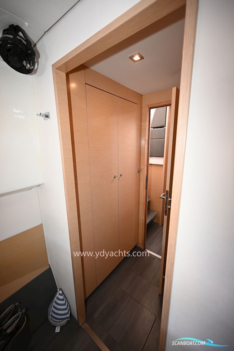 Fountaine Pajot Helia 44