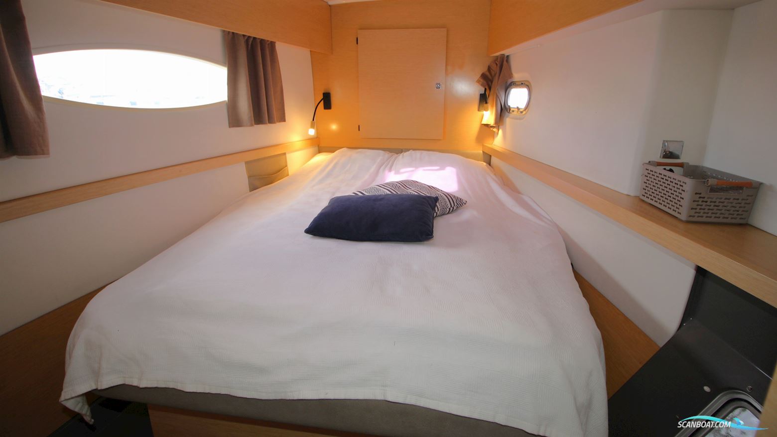 Fountaine Pajot Helia 44