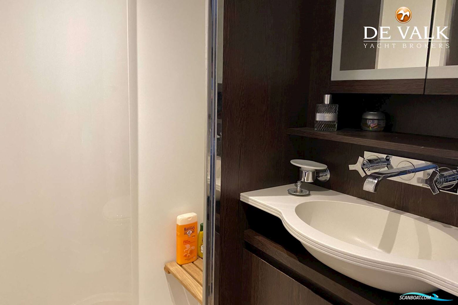 Fountaine Pajot Queensland 55