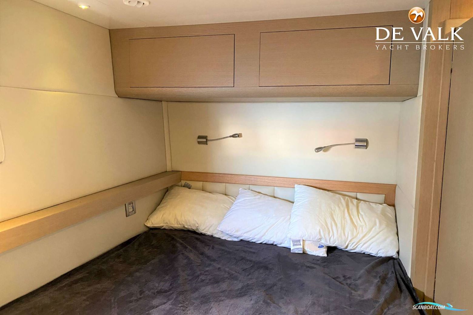 Fountaine Pajot Queensland 55