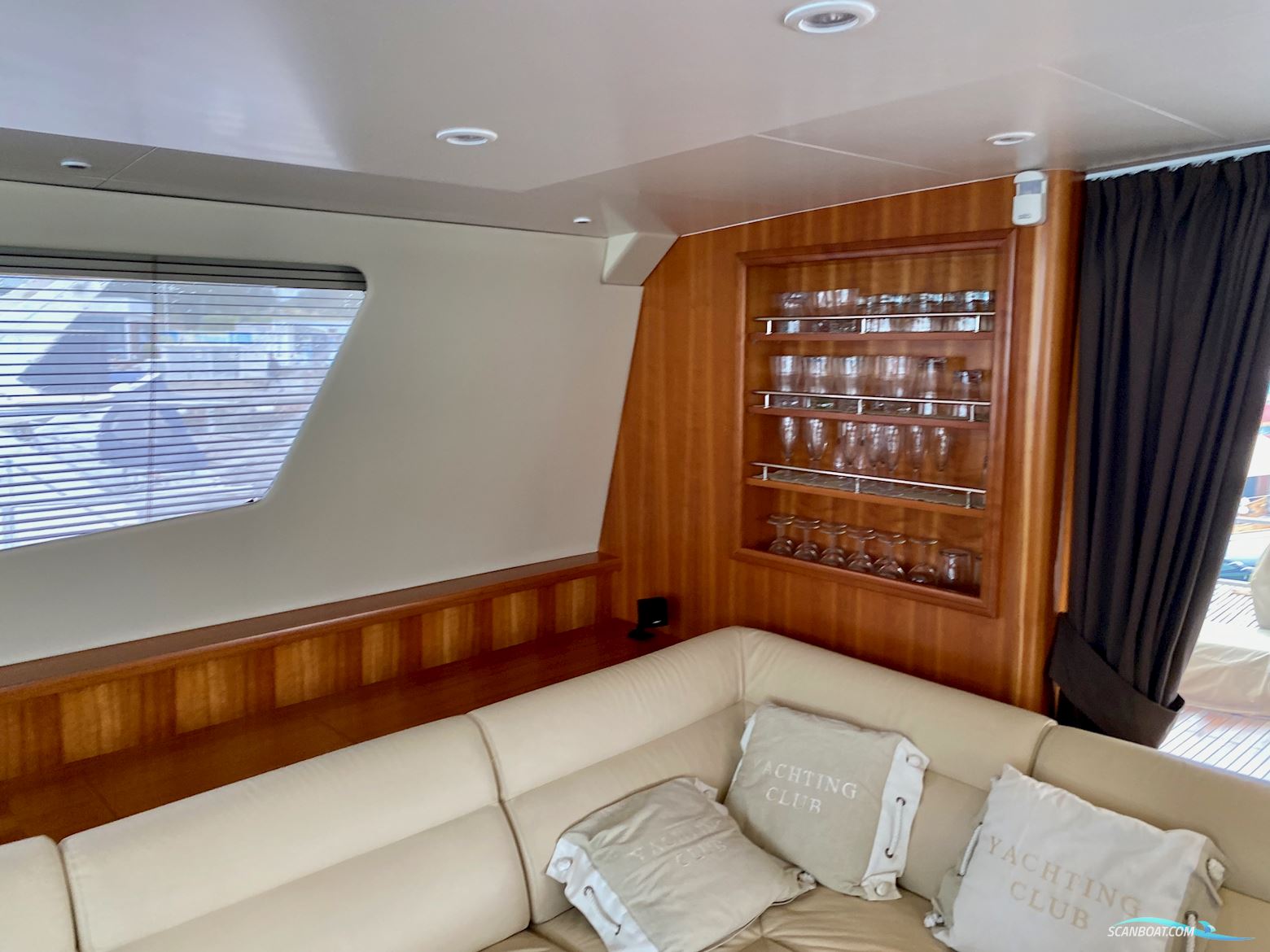 Fountaine Pajot Queensland 55