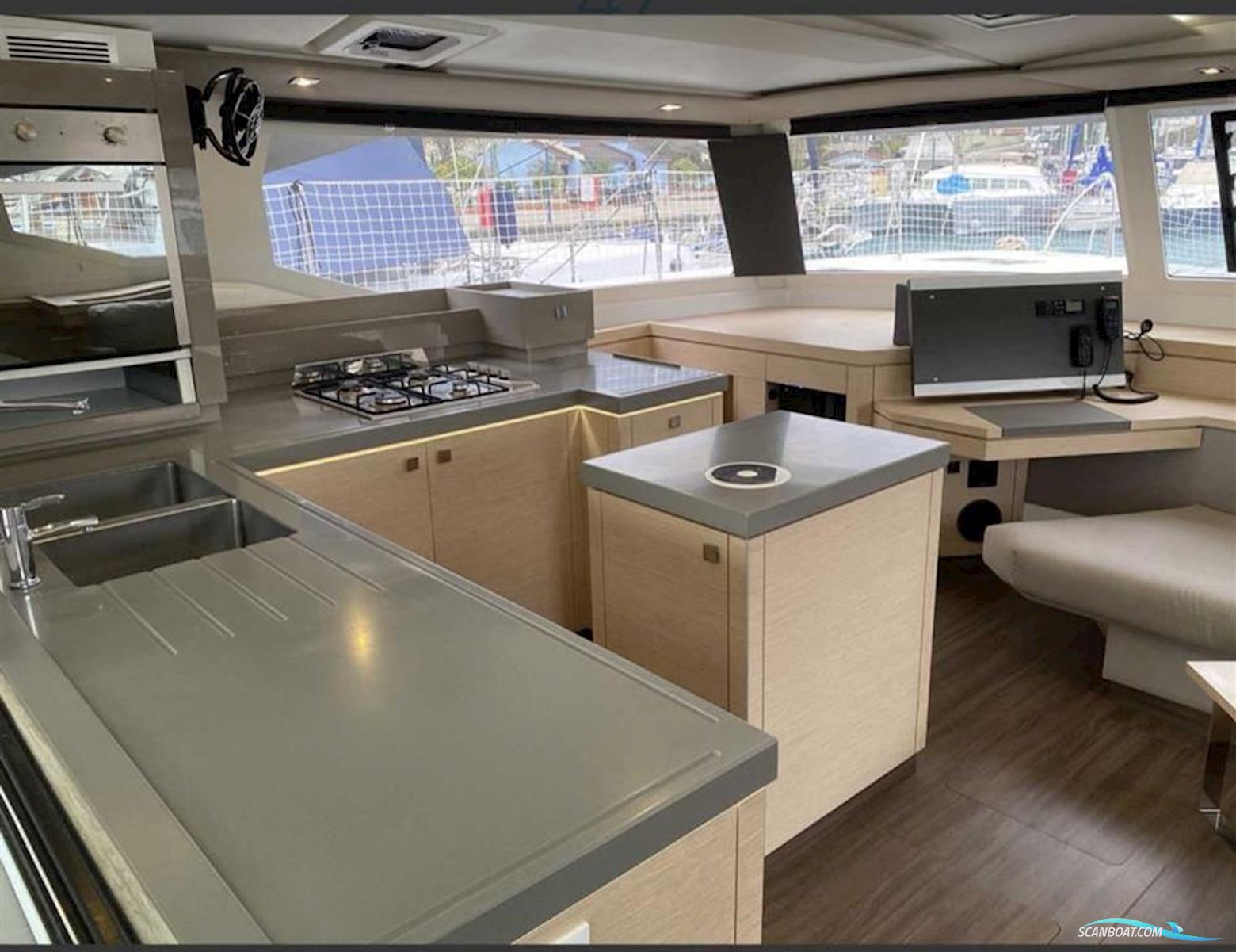 Fountaine Pajot Saona 47