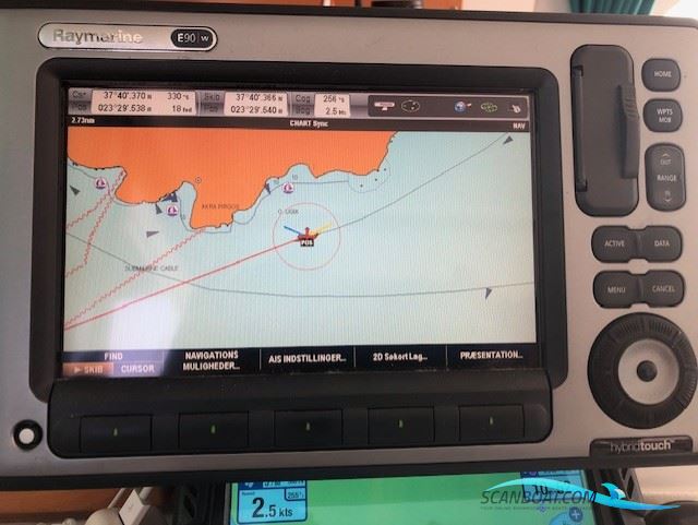 Lagoon 380 Owners Version