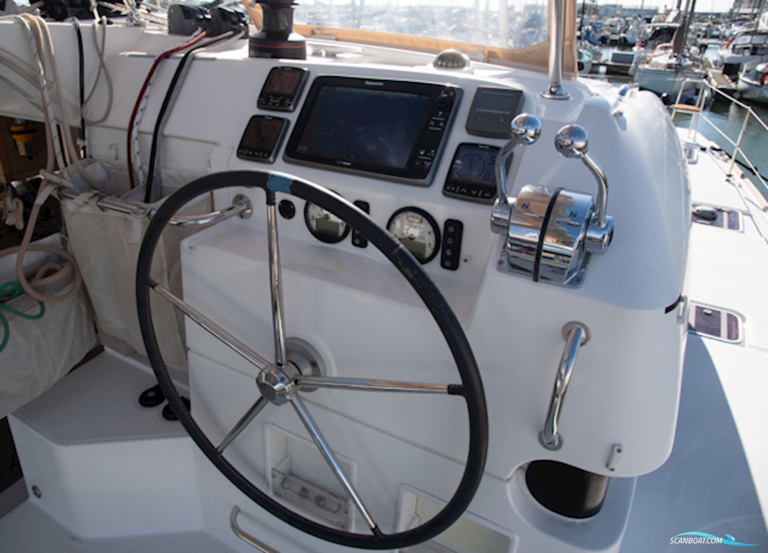 Lagoon 39