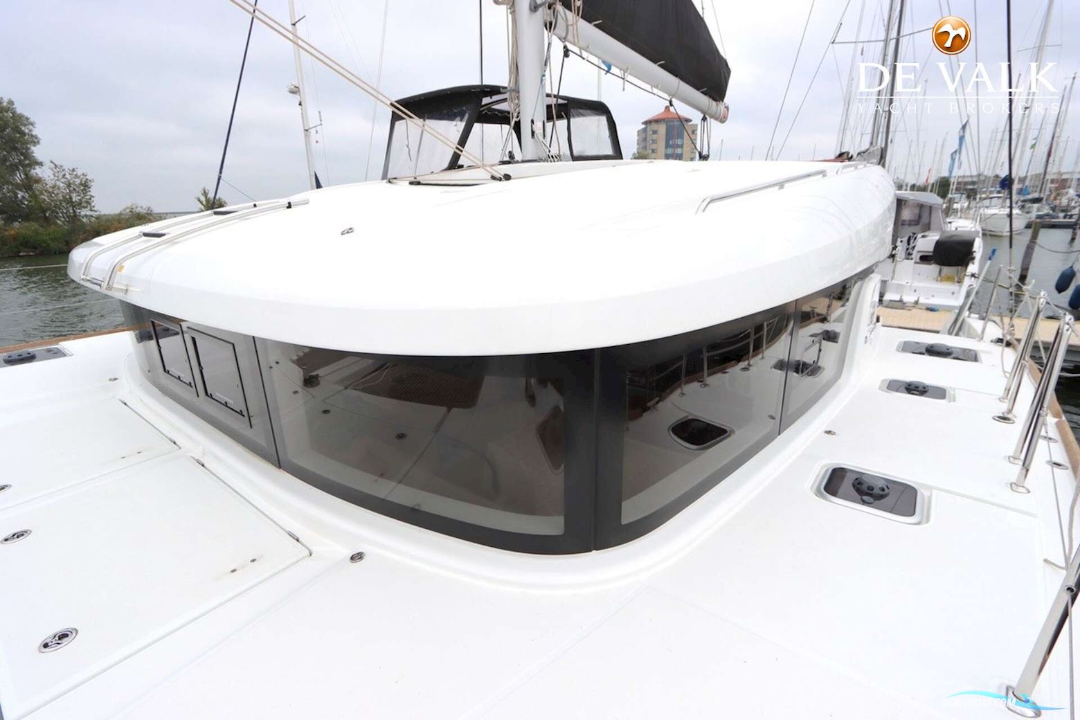 Lagoon 40