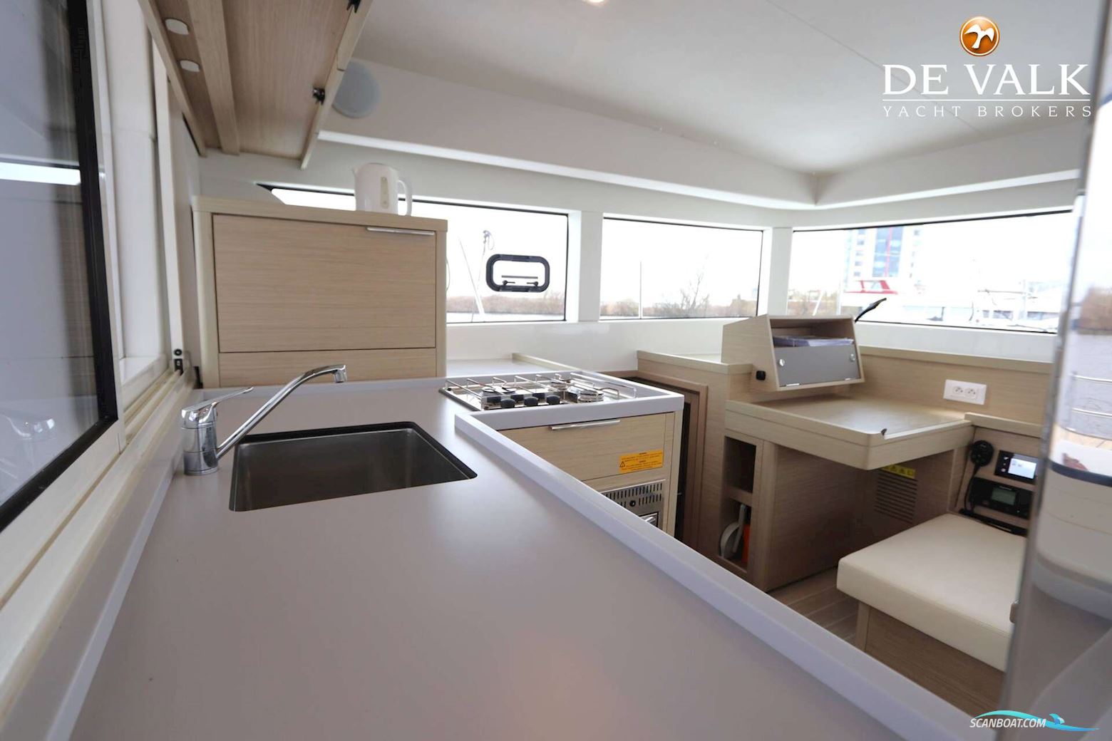 Lagoon 40