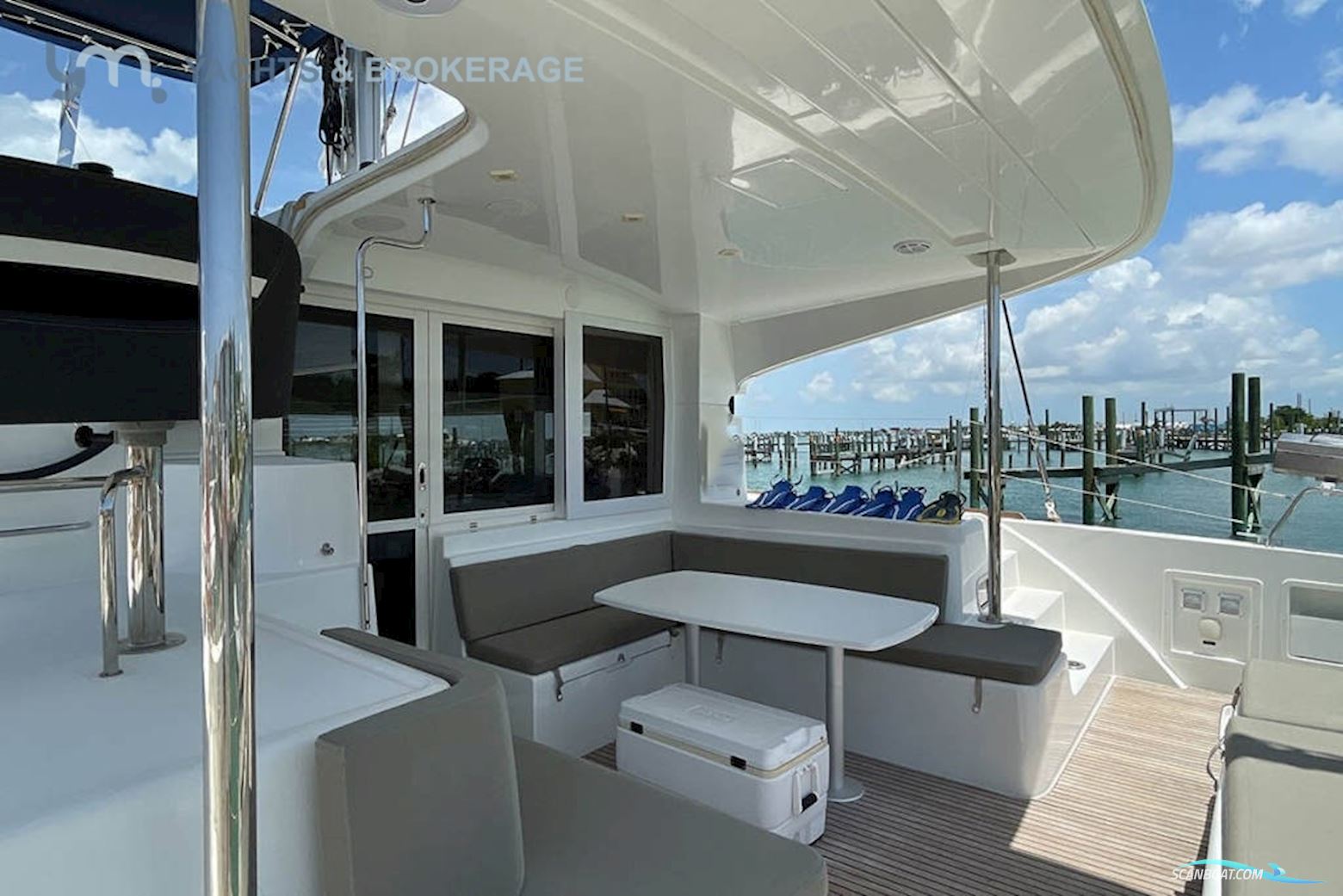 Lagoon 40