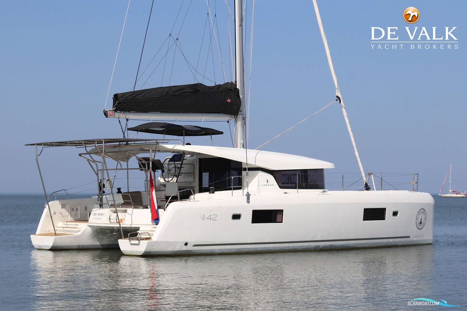 Lagoon 42