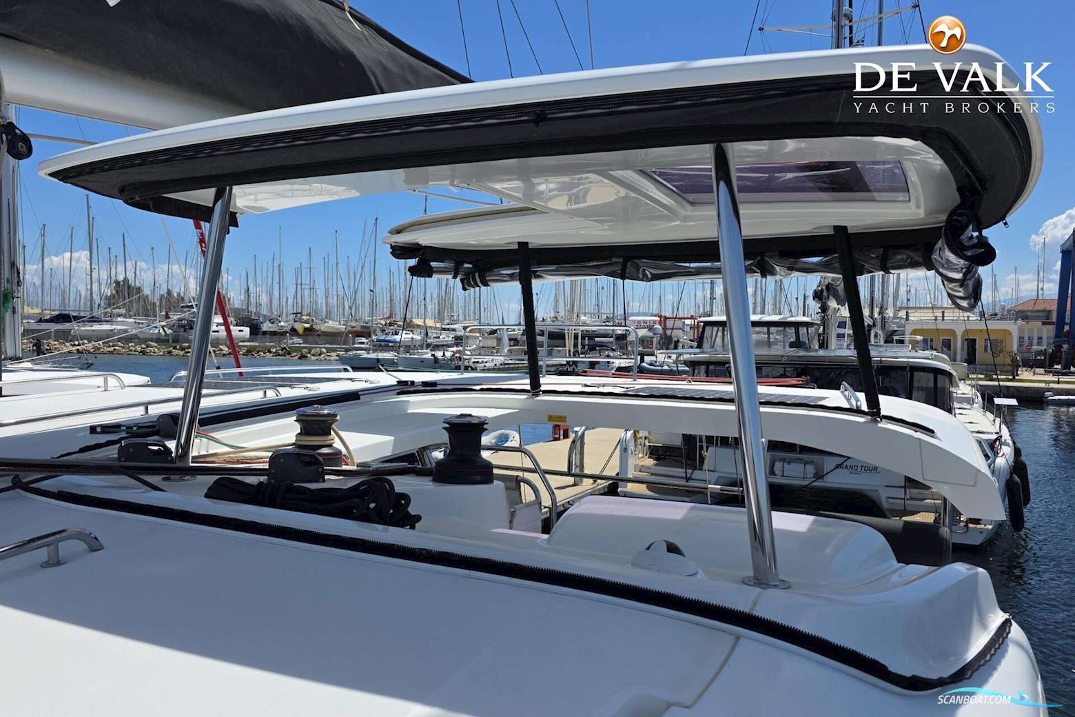 Lagoon 42