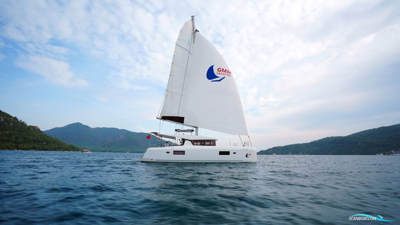 Lagoon 42