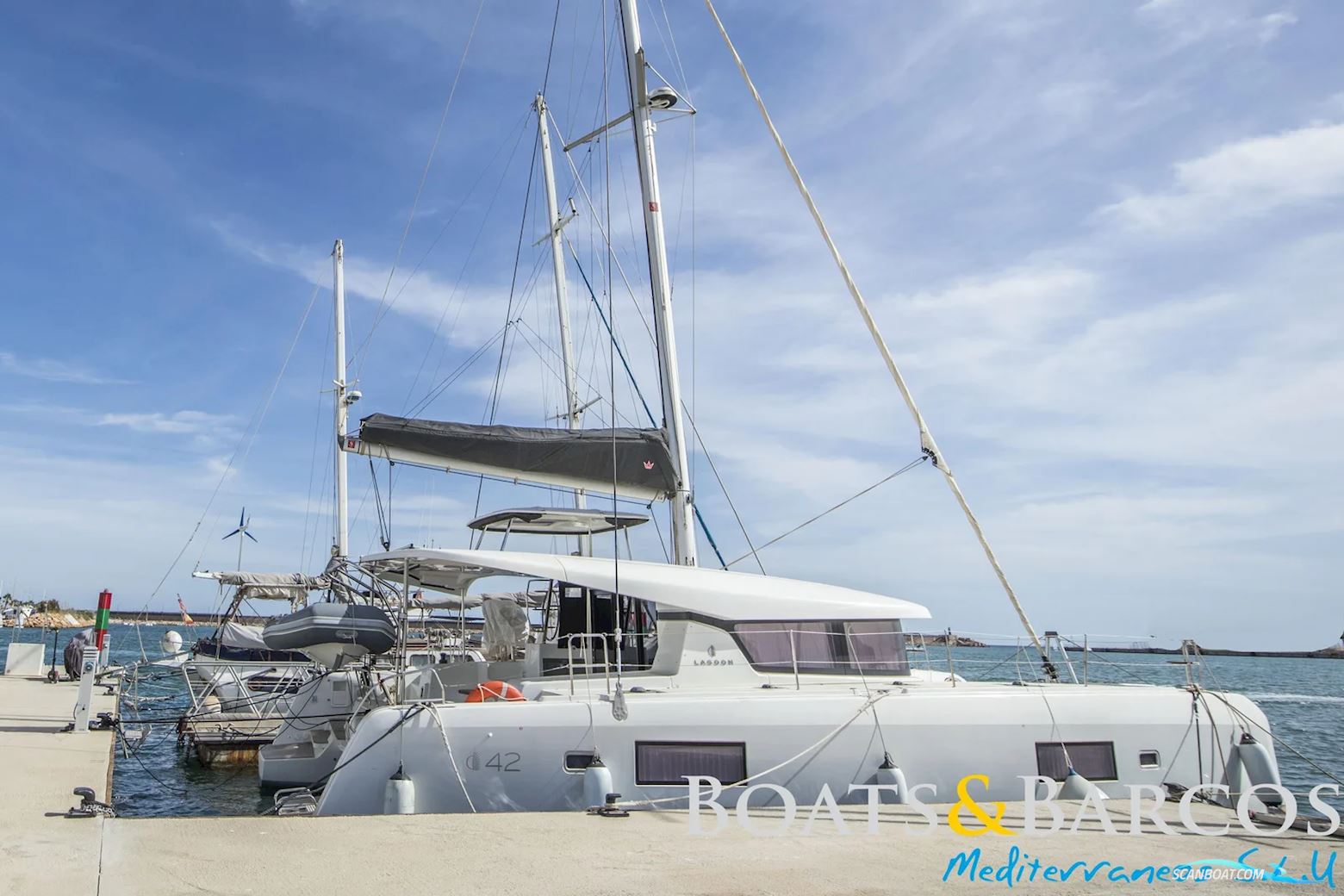 Lagoon 42