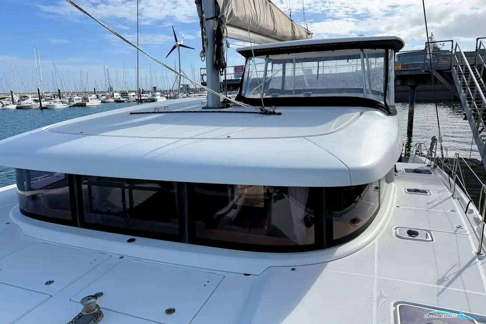 Lagoon 42
