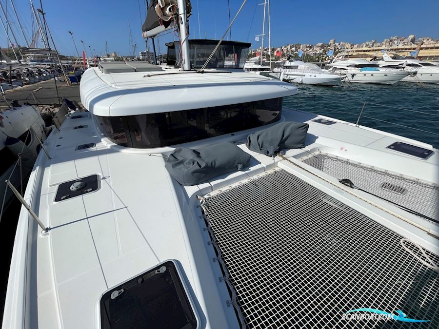 Lagoon 42