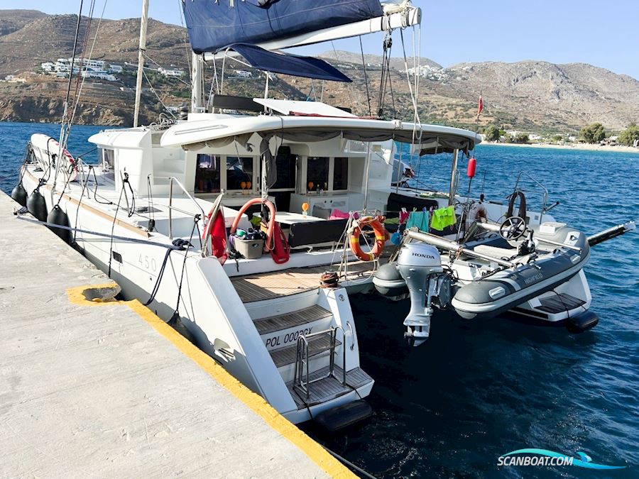 Lagoon 450 F Flerskrovsbåt 2014, med Yanmar motor, Grekland