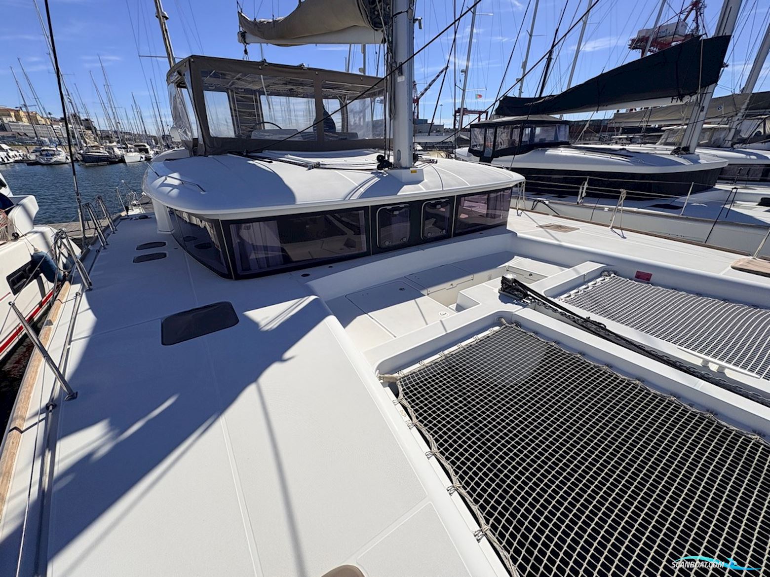 Lagoon 450 F
