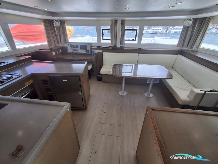 Lagoon 450 F