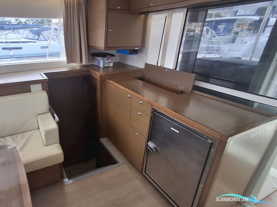 Lagoon 450 F
