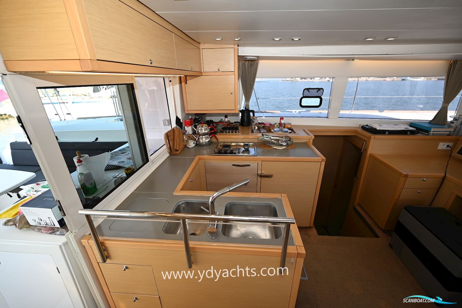 Lagoon 450 F