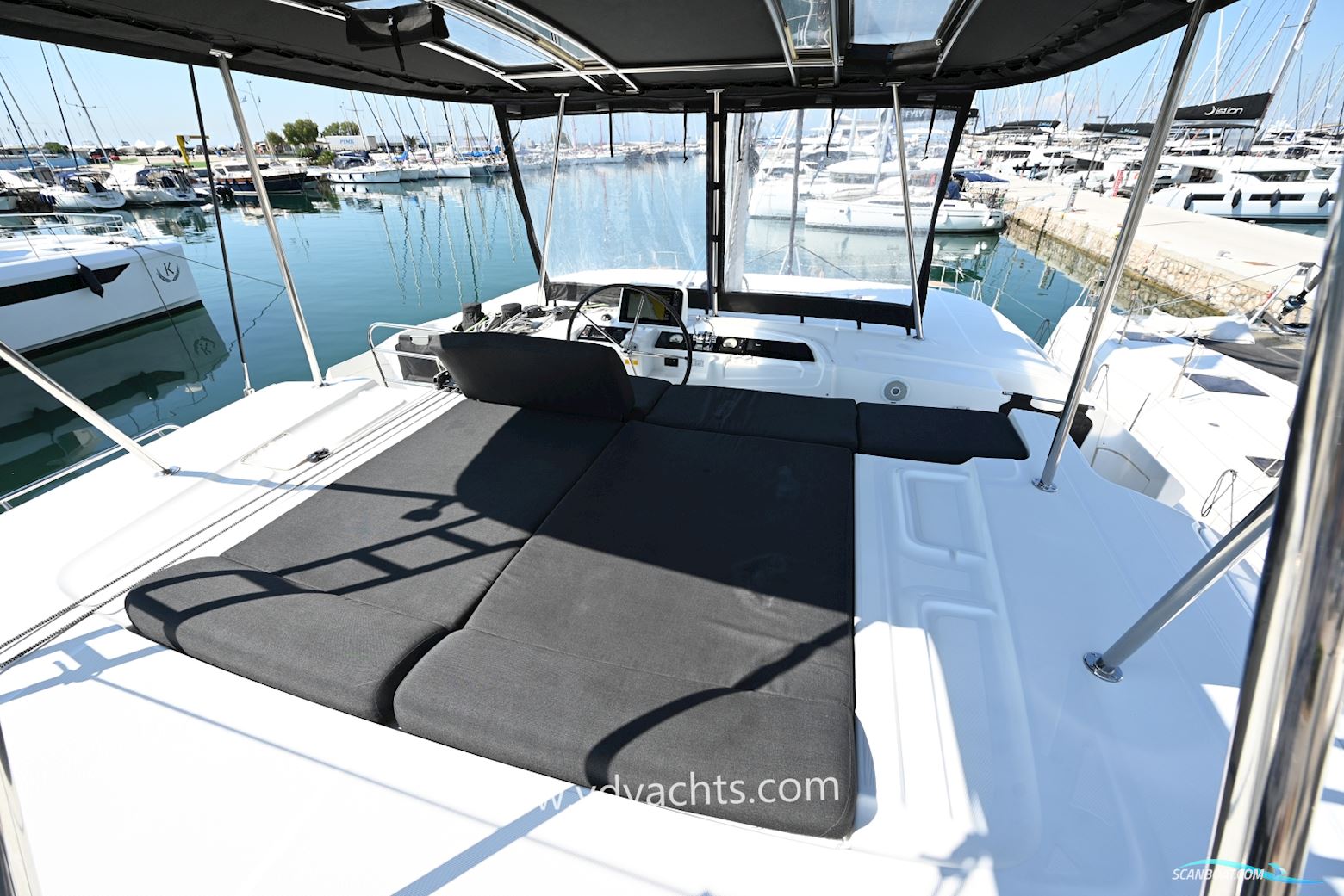 Lagoon 46