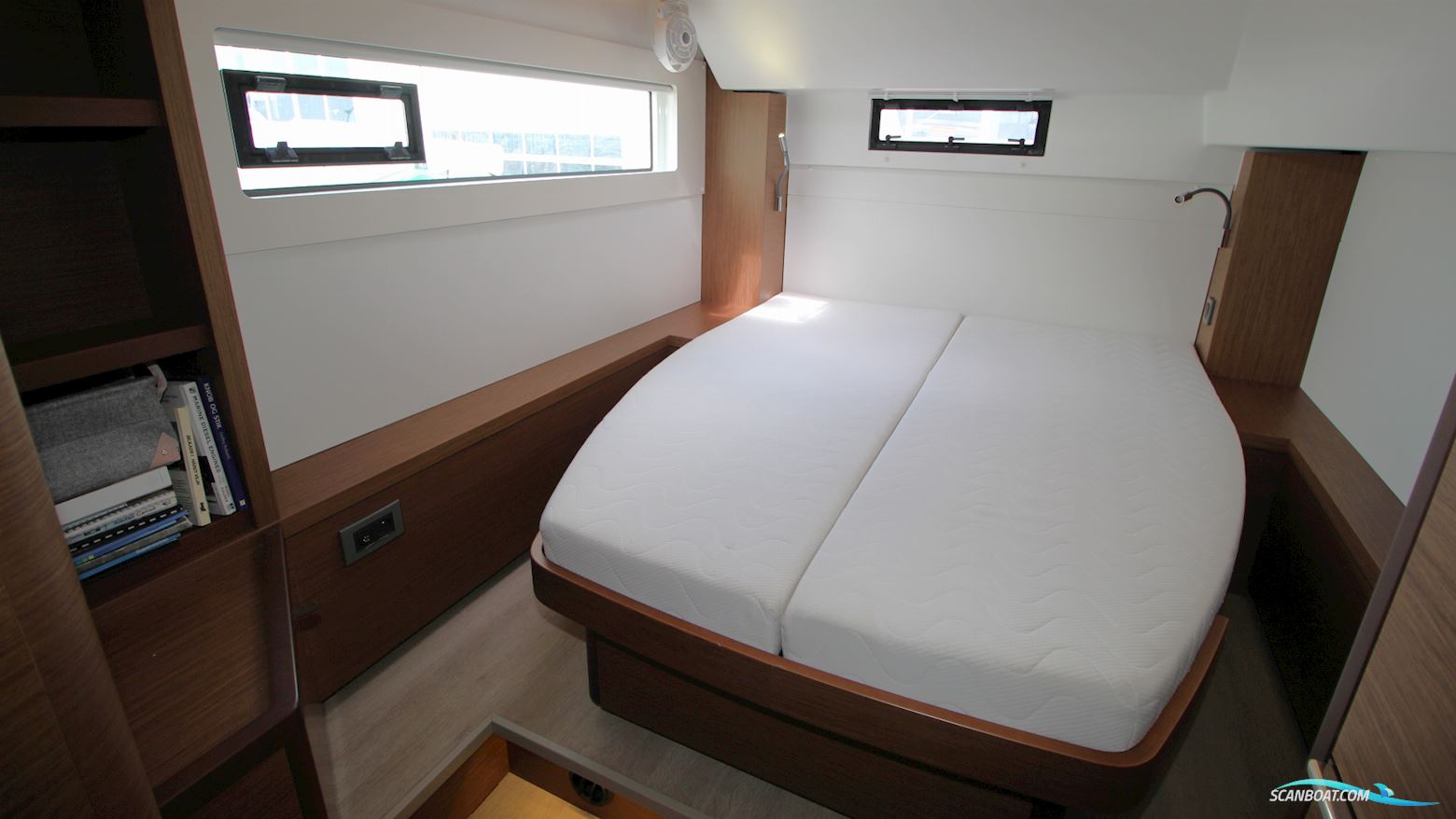 Lagoon 46