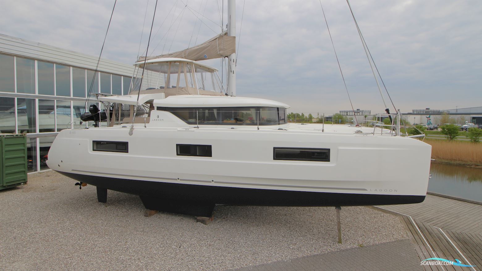 Lagoon 46