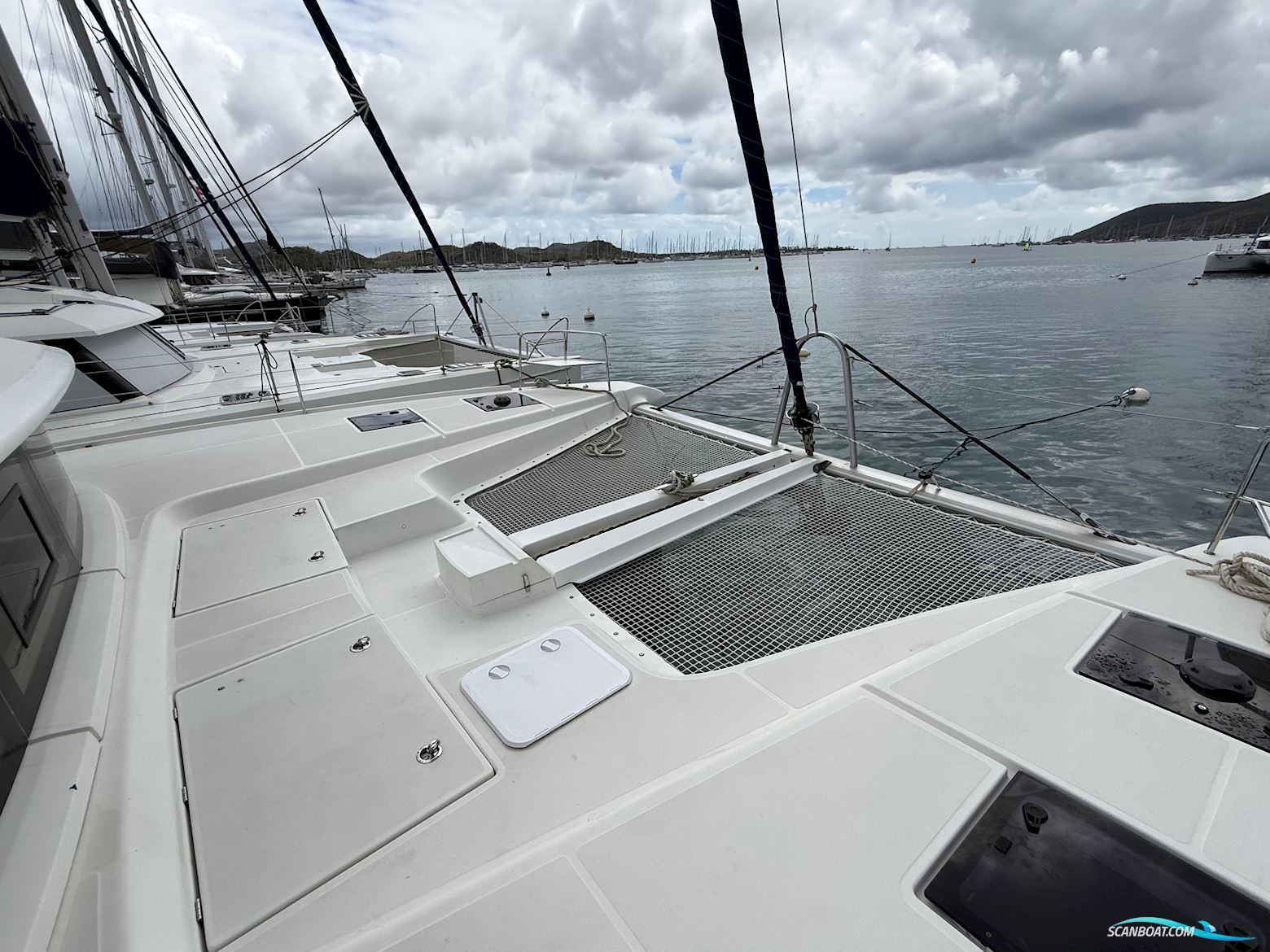 Lagoon 50