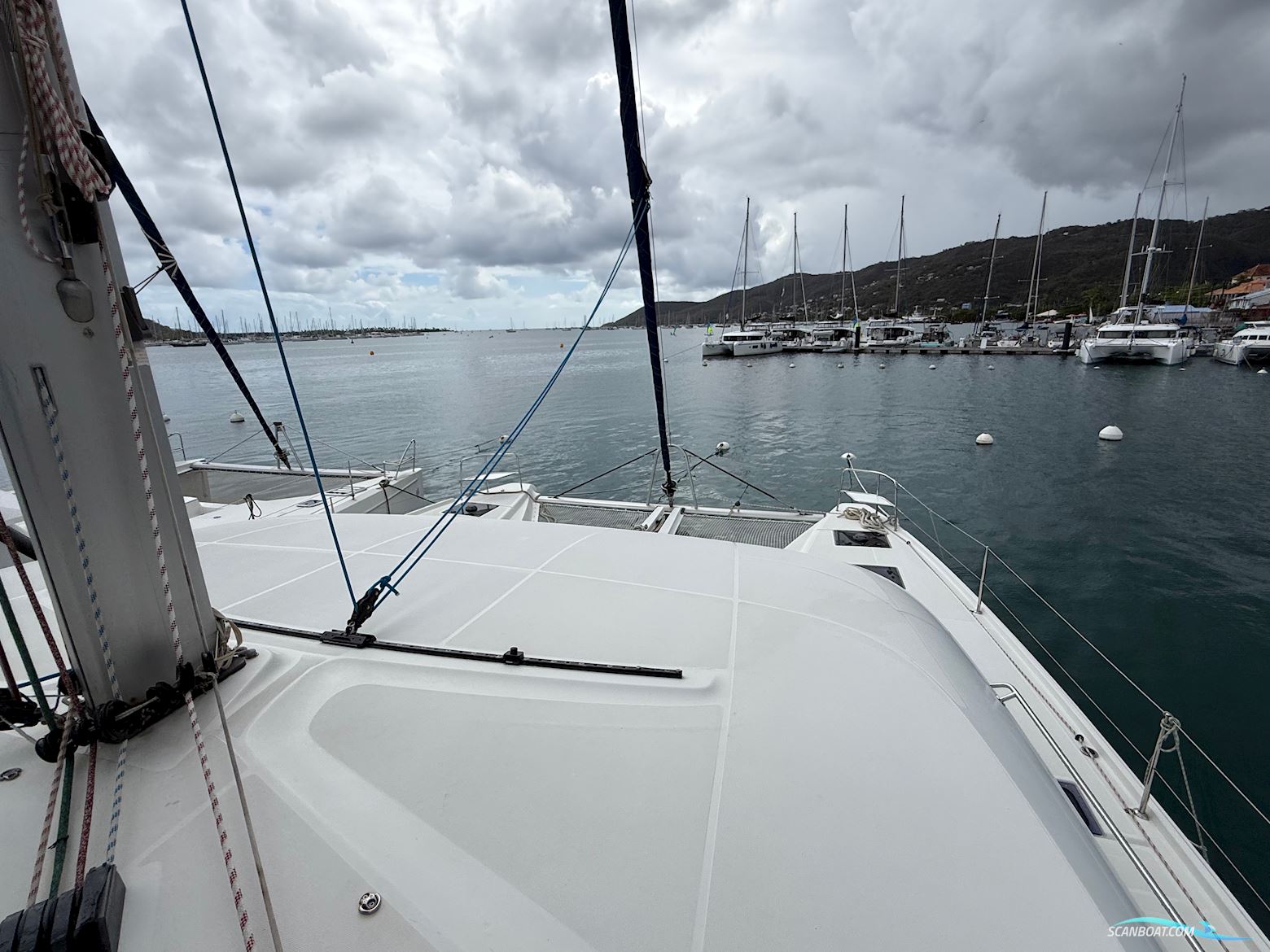 Lagoon 50