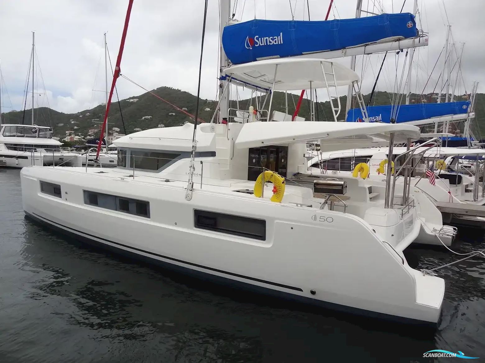 Lagoon 50