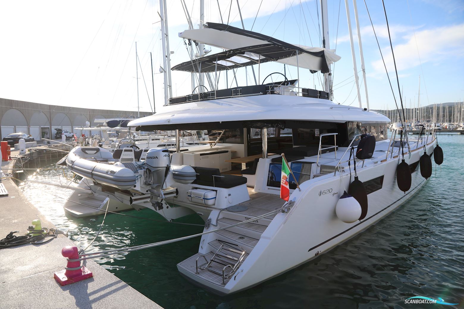 Lagoon 620 Flerskrovsbåt 2020, med Volvo Penta motor, Italien