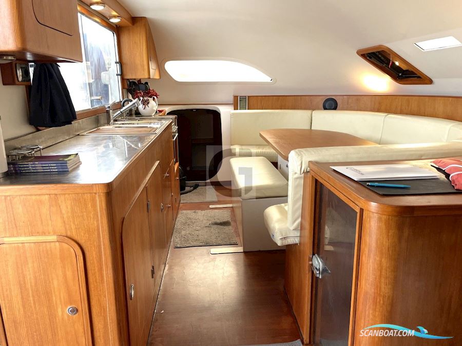 Latini Marine Cat 43