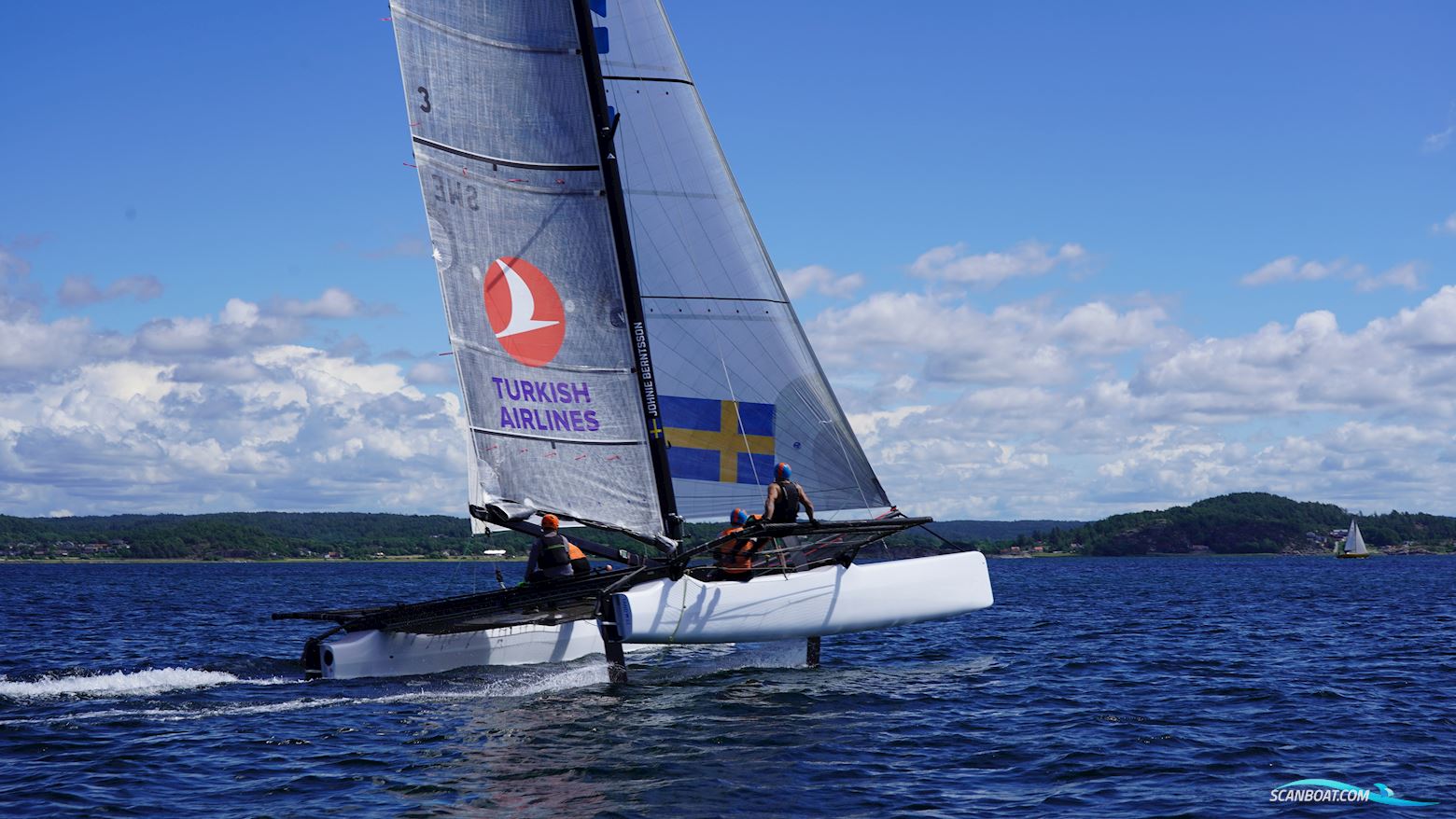 M32 Flerskrovsbåt 2016, Sverige