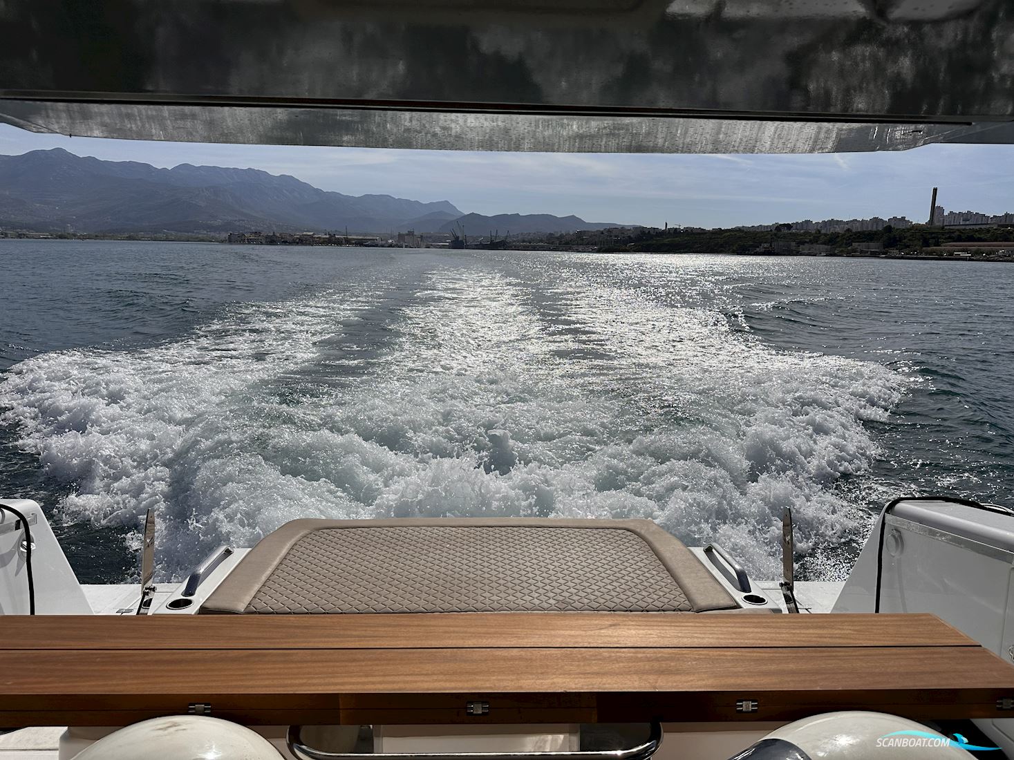 Makai 37 - neuer Powerkatamaran