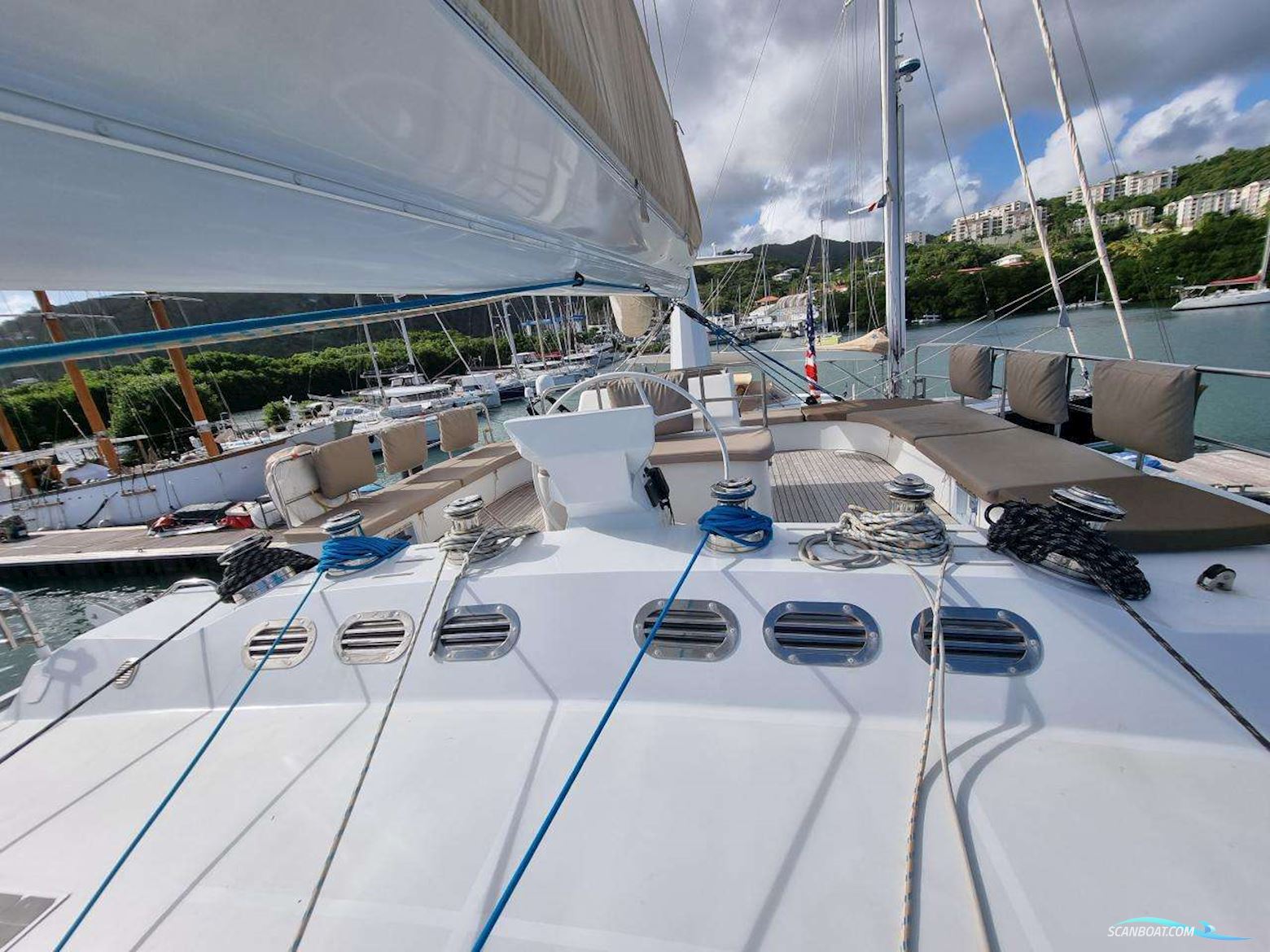 Squalt Marine International CK64