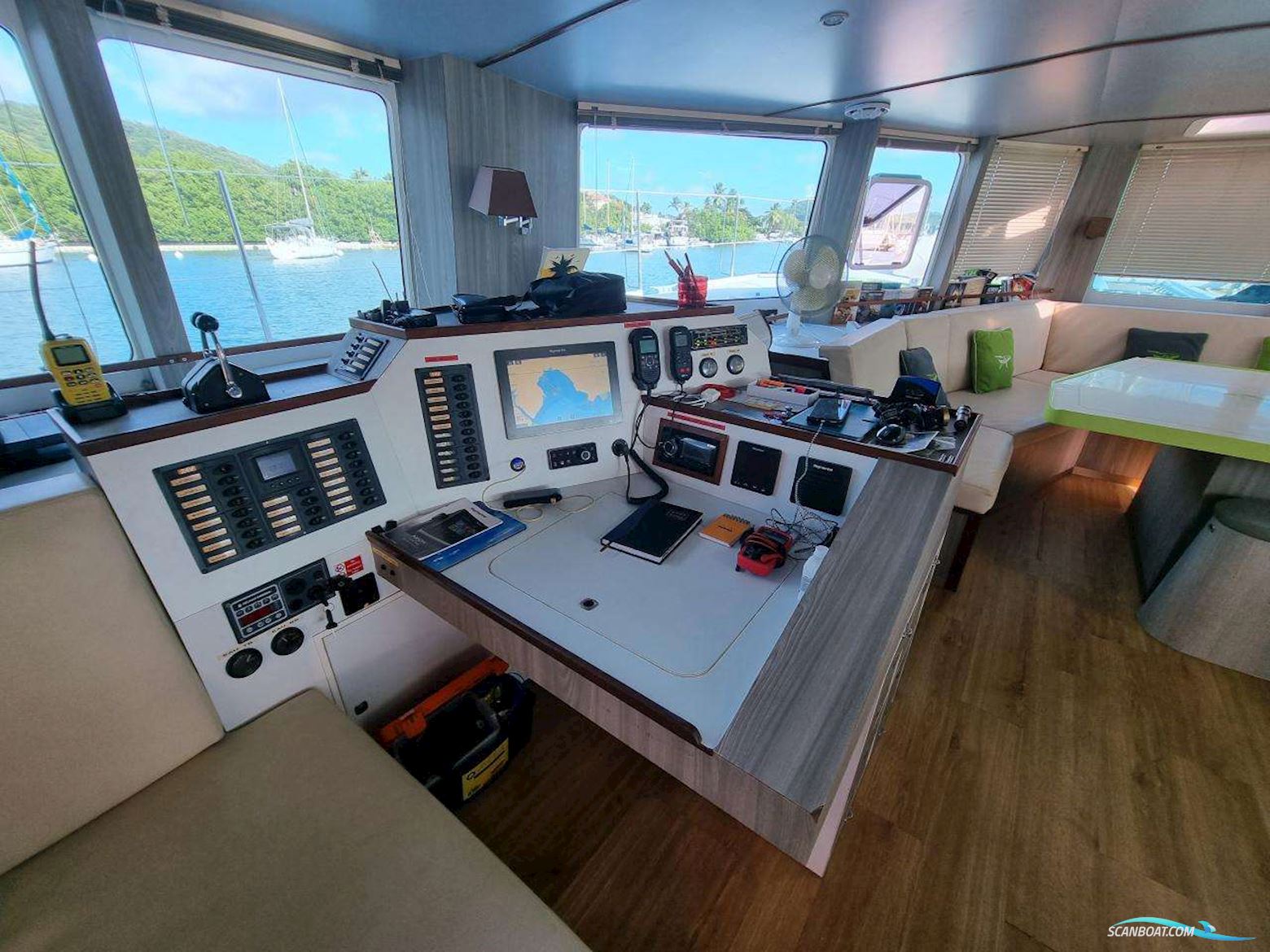 Squalt Marine International CK64